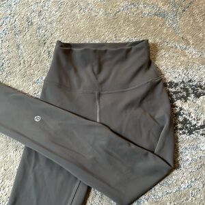 Lululemon Wunder Train leggings, size 2, Army Green
